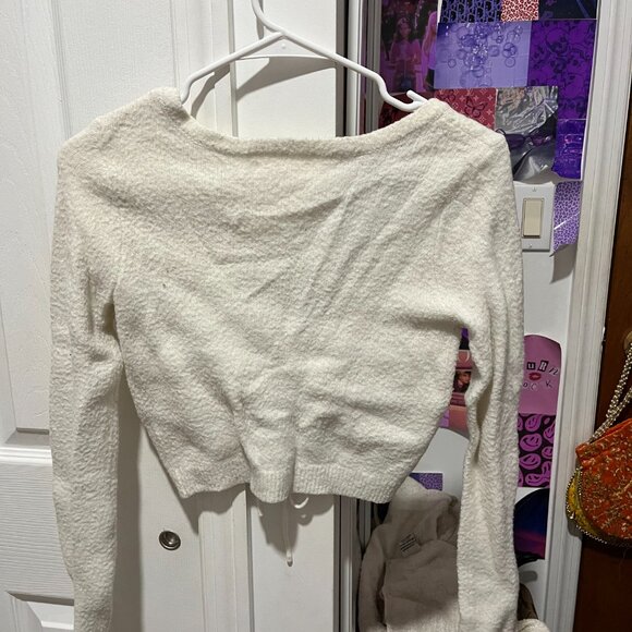 Small white Little Mottie fuzzy sweater - Picture 2 of 2